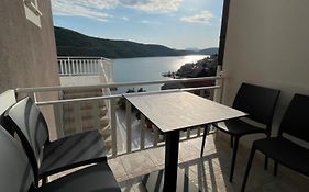Apartments Njavro Neum